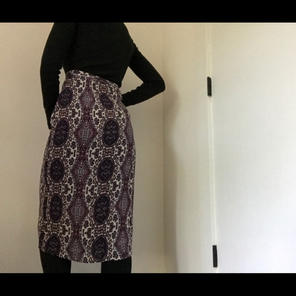 Forever 21 Paisley Print Mindi Skirt - Picture 6 of 12